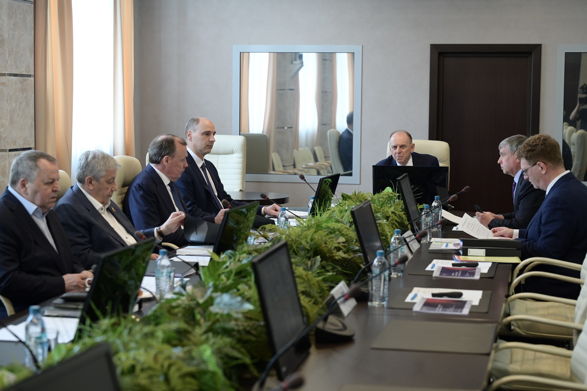 Денис Паслер оценил подготовку топ-специалистов в УрФУ